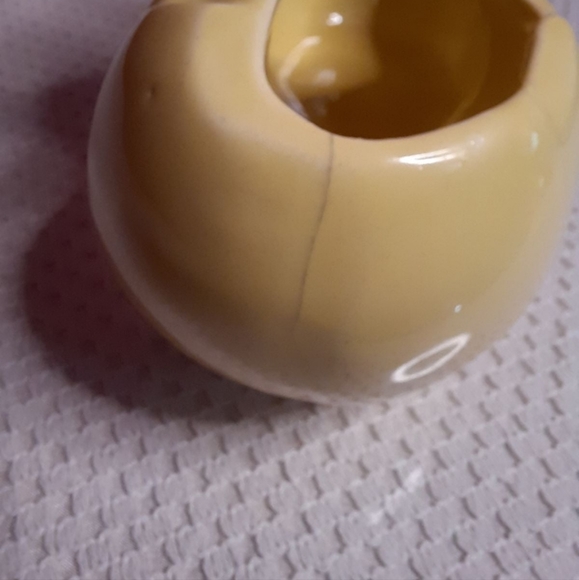 Shawnee Vintage Yellow Birds Planter, MCM Planter, Animal Plant Pot, Cottagecore - Picture 8 of 12